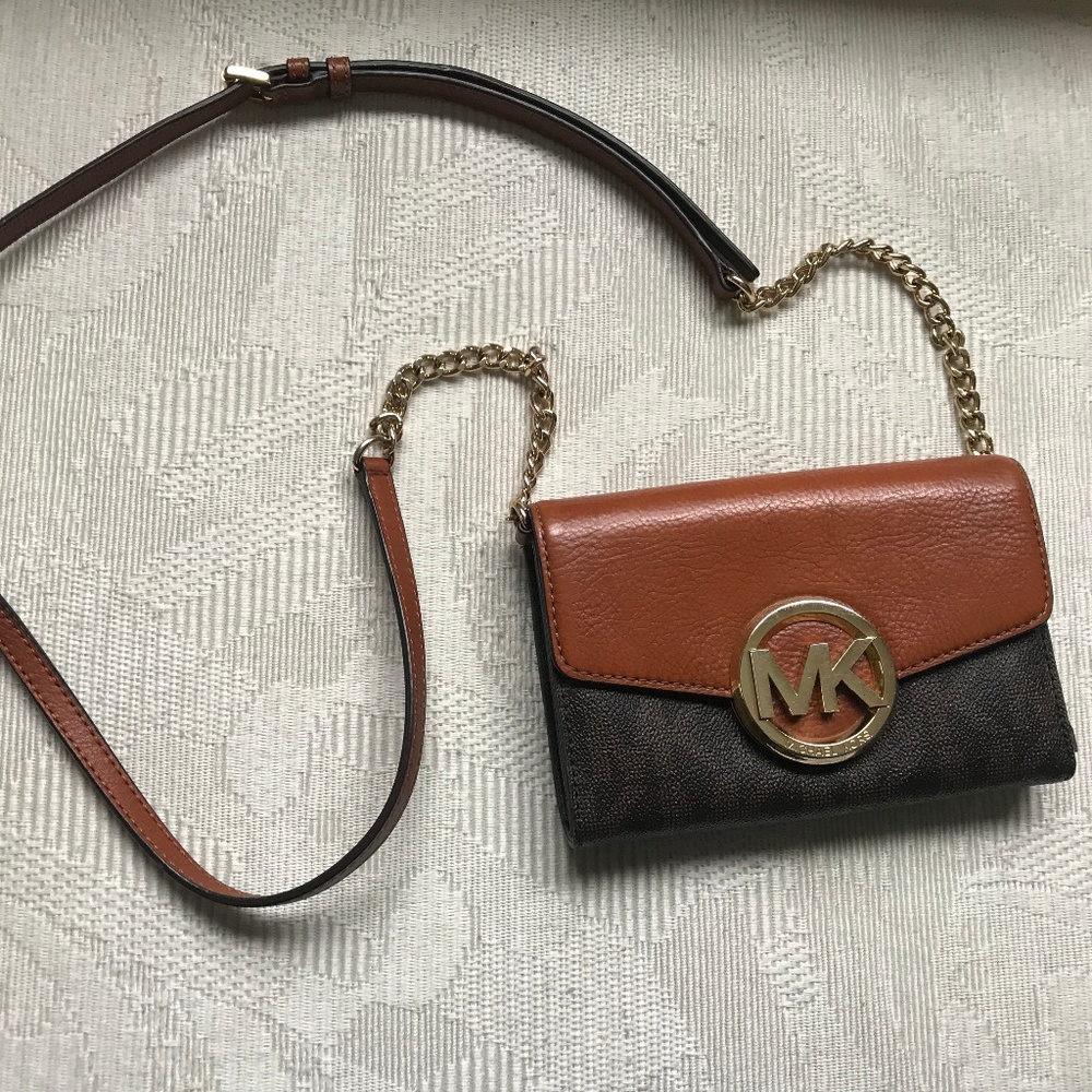 Michael Kors Cross Body Purse